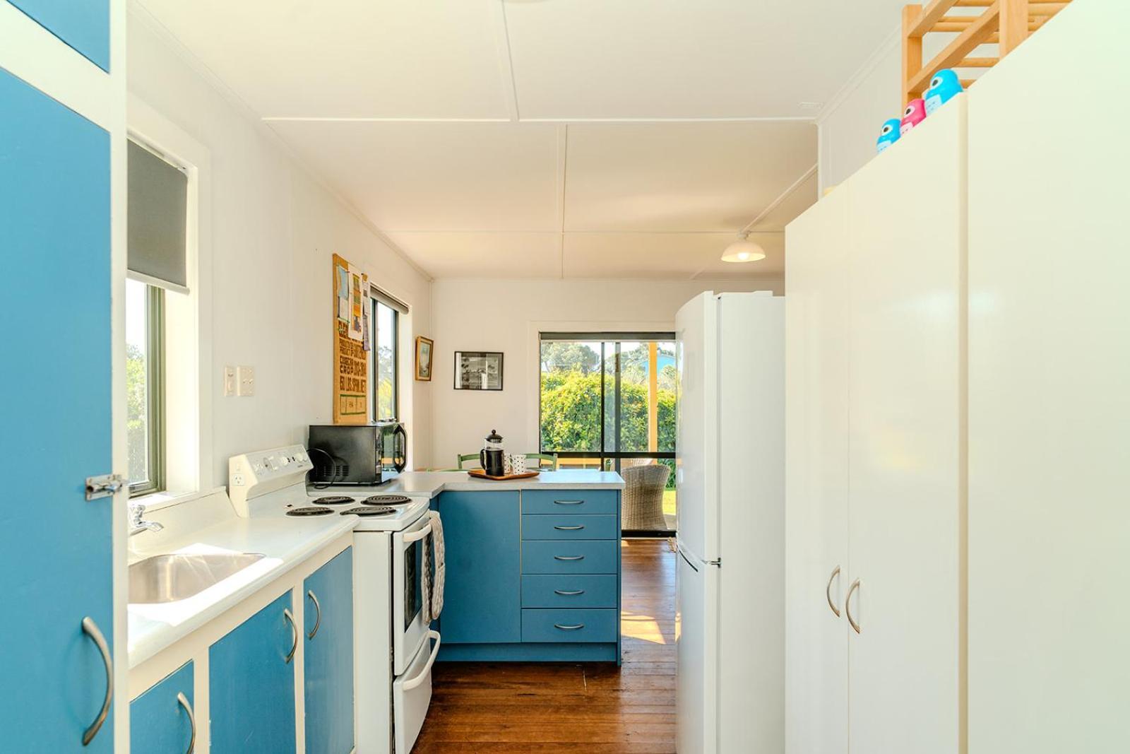 Fun Family Bach, Close To Beach And Shops! Waihi Ngoại thất bức ảnh